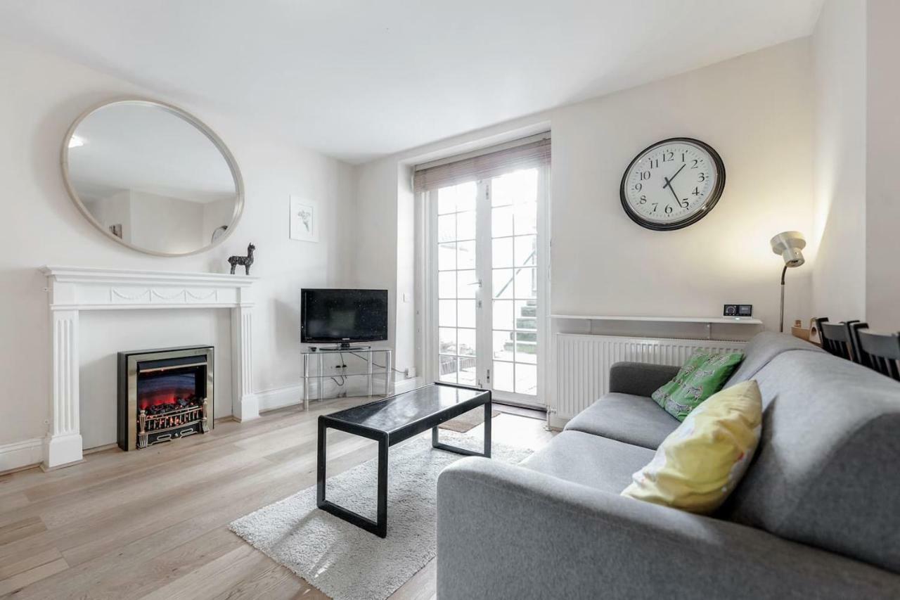 3 Bedroom Garden Flat - Central Location 런던 외부 사진