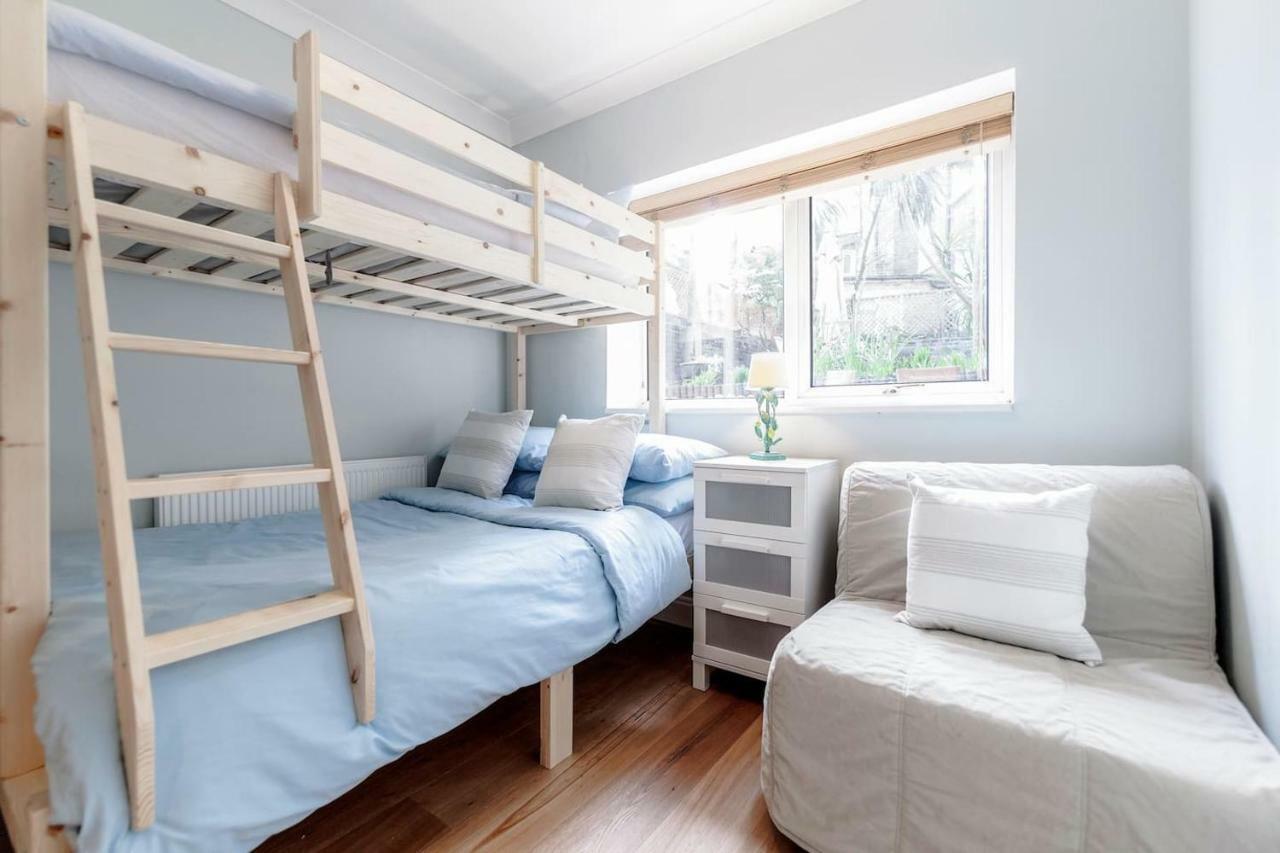 3 Bedroom Garden Flat - Central Location 런던 외부 사진